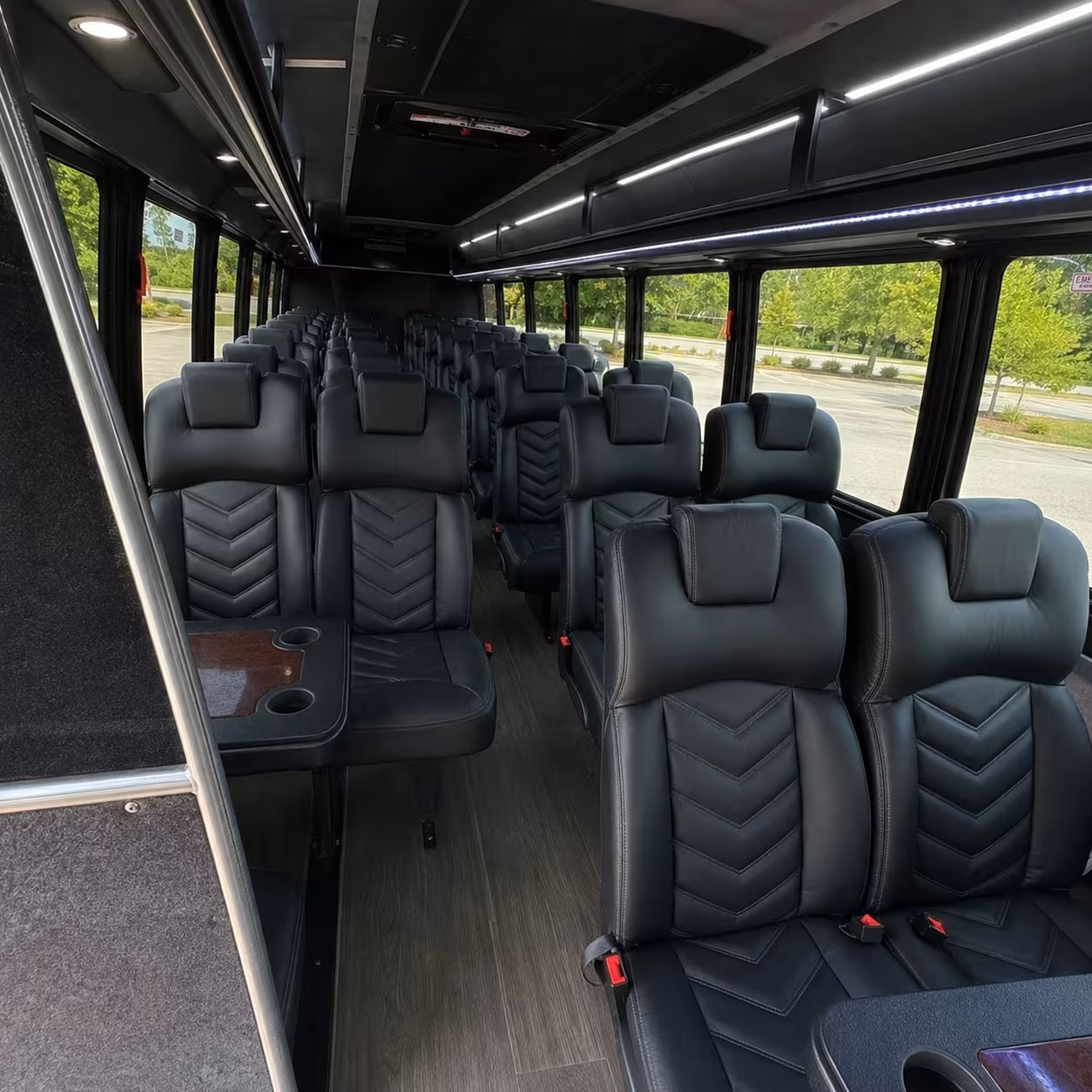 carrollton 18 passenger minibus rental