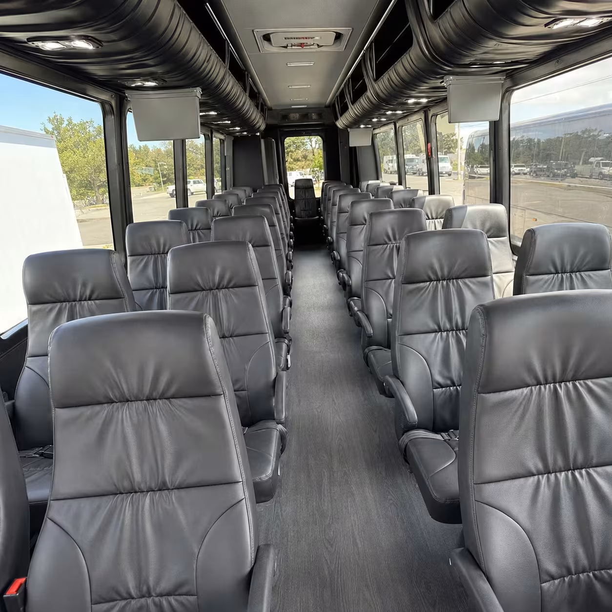 carrollton 28 passenger minibus rental