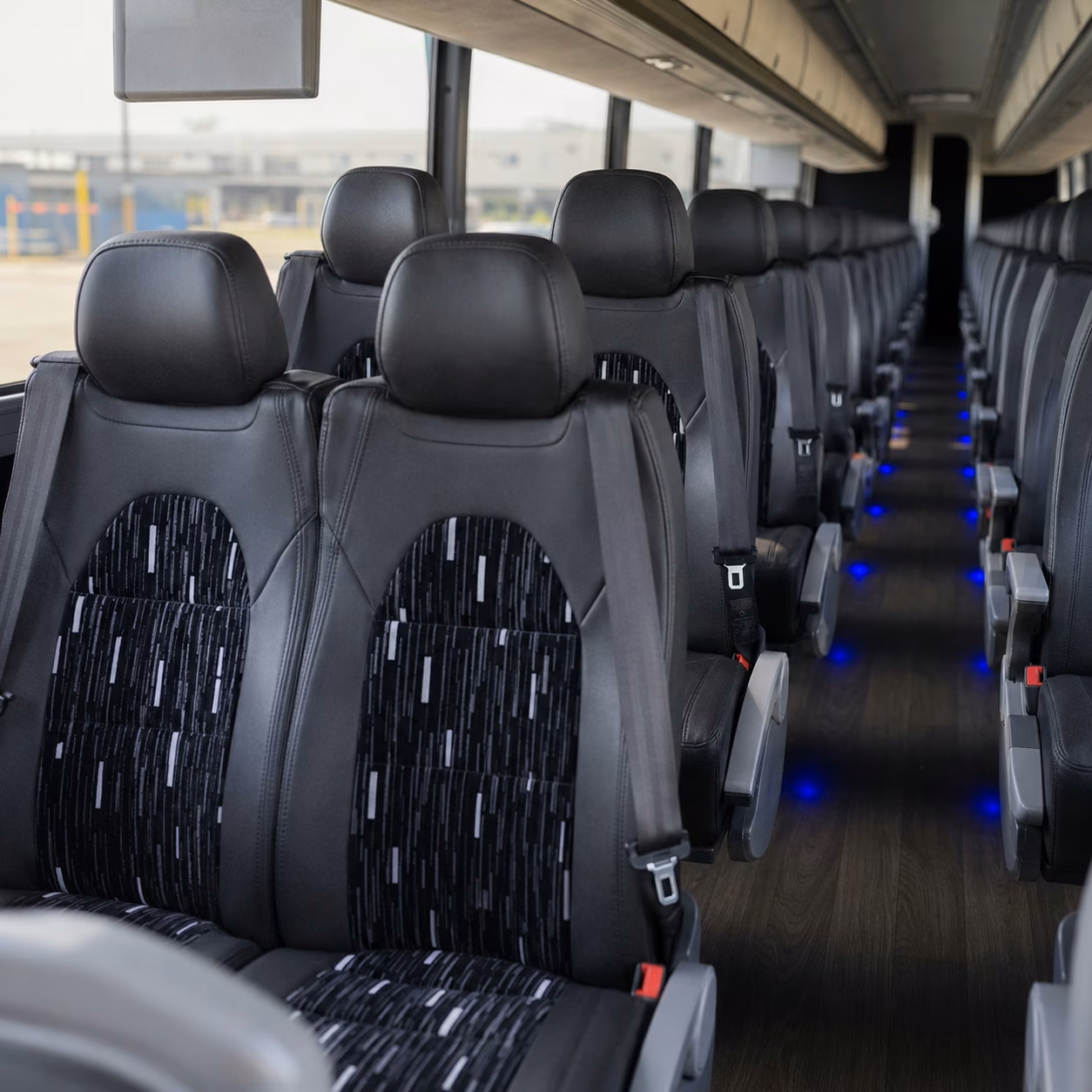 carrollton charter bus rentals to dfw and love field airports