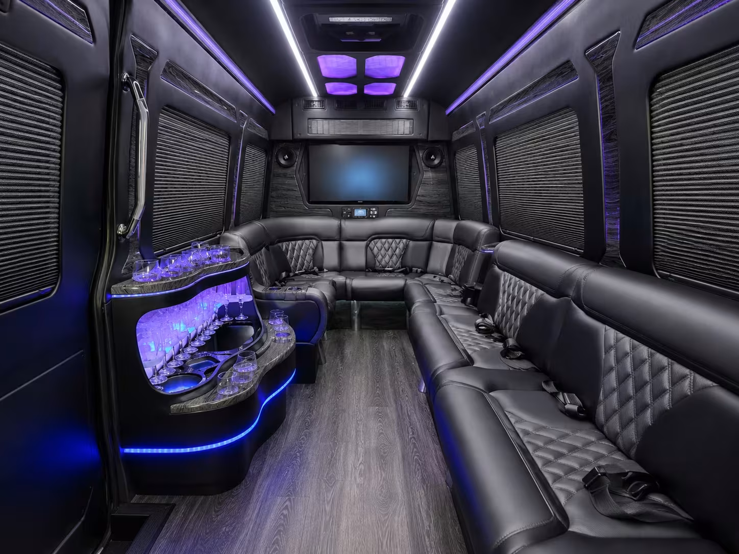 carrollton government bus rentals to dfw and love field airports