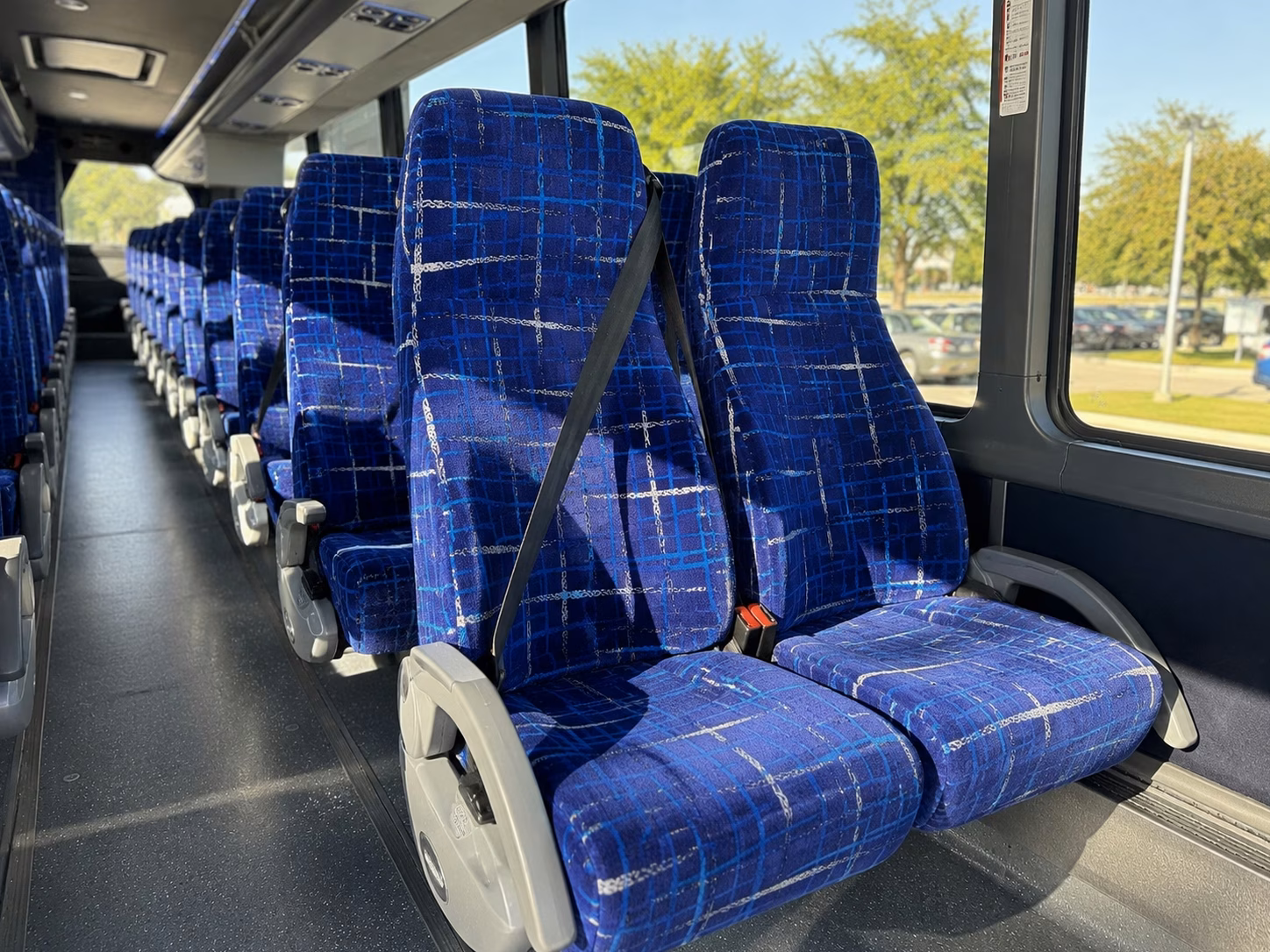 carrollton wedding transportation on i 35e and dfw tollways