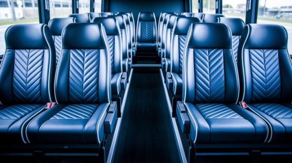 carrollton 25 passenger minibus rental